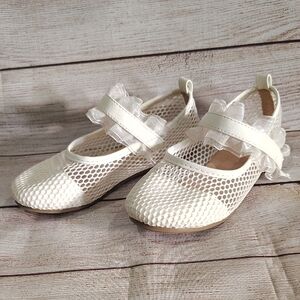 Elegant Cream Kids Dress Shoes with Mesh Design